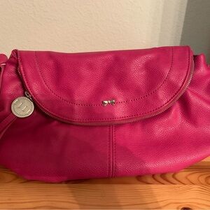 Elle Fuchsia Leather Shoulder Bag